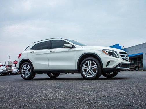 2015 Mercedes-Benz GLA-Class 4MATIC