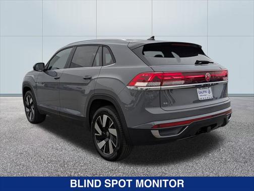 2025 Volkswagen Atlas 2.0T SE w/Technology 4MOTION