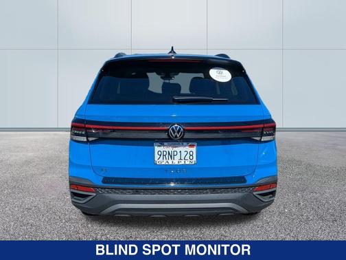 2025 Volkswagen Taos 1.5T SE Black