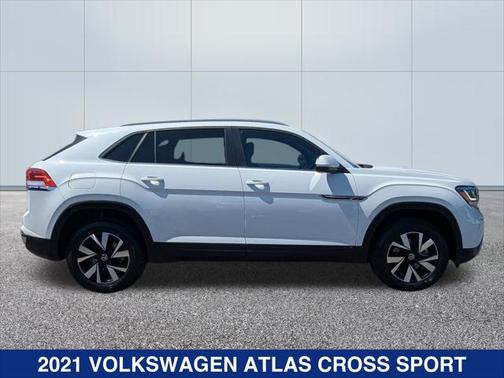 2021 Volkswagen Atlas Cross Sport 2.0T SE