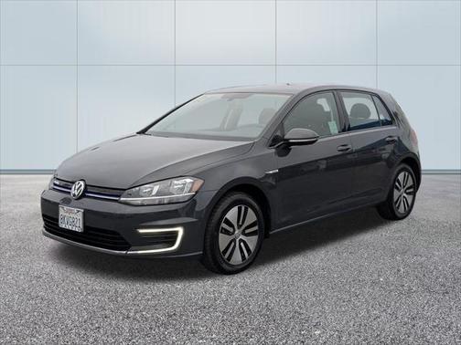 2019 Volkswagen e-Golf SE