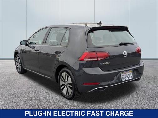 2019 Volkswagen e-Golf SE
