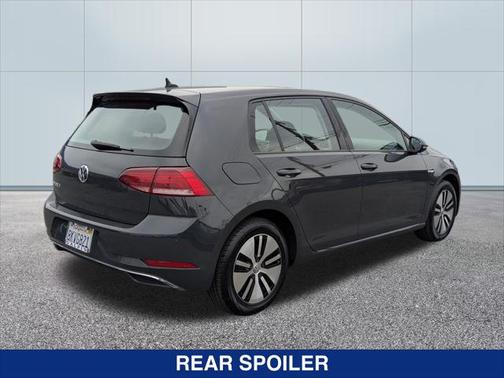 2019 Volkswagen e-Golf SE