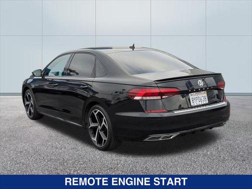 2021 Volkswagen Passat 2.0T R-Line