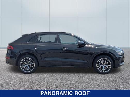 2023 Audi Q8 55 Premium