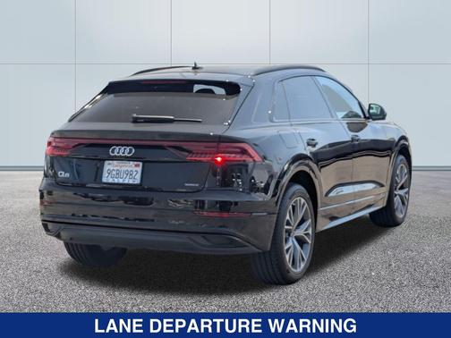 2023 Audi Q8 55 Premium
