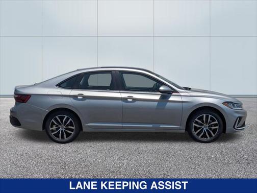 2025 Volkswagen Jetta 1.4T SE