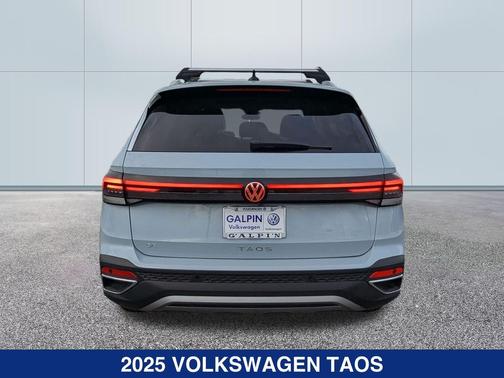 2025 Volkswagen Taos SE