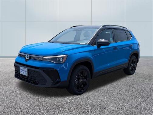 2025 Volkswagen Taos SE Black