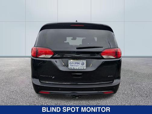 2020 Chrysler Pacifica L