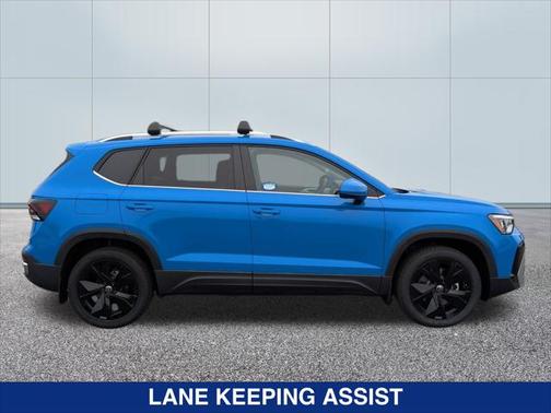 2025 Volkswagen Taos SE