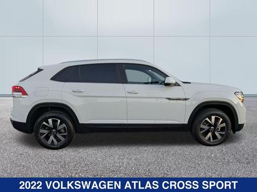 2022 Volkswagen Atlas Cross Sport 2.0T SE