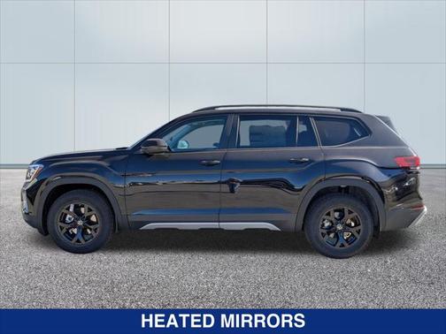 2025 Volkswagen Atlas Peak Edition w/Tech