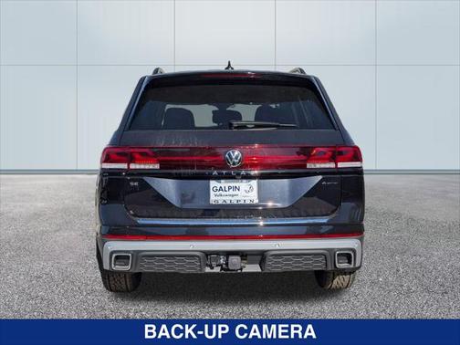2025 Volkswagen Atlas Peak Edition w/Tech