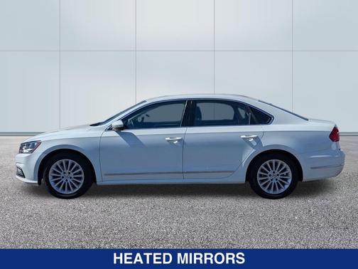 2016 Volkswagen Passat 1.8T SE w/Technology