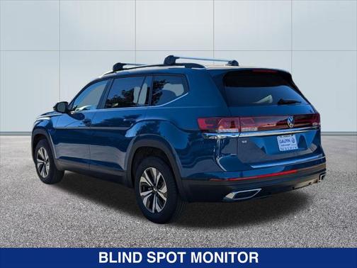 2025 Volkswagen Atlas 2.0T SE