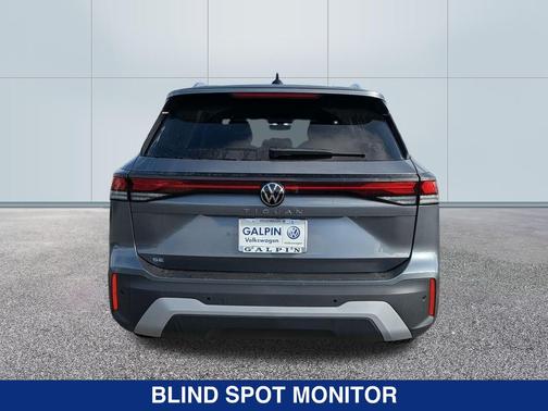 2025 Volkswagen Tiguan 2.0T SE