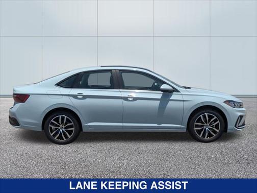 2025 Volkswagen Jetta 1.4T SE
