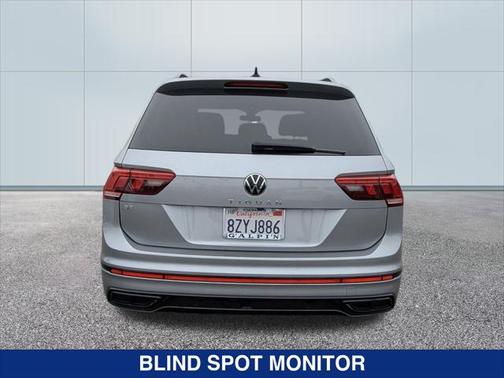2022 Volkswagen Tiguan 2.0T SE R-Line Black