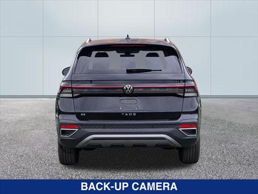 2025 Volkswagen Taos SE