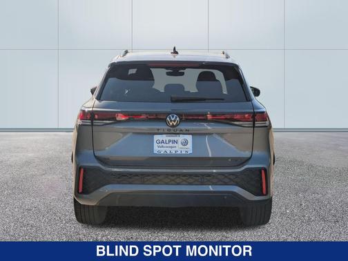 2025 Volkswagen Tiguan 2.0T SE R-Line Black 4MOTION