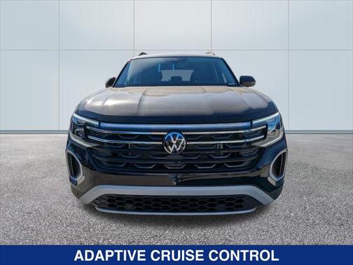 2025 Volkswagen Atlas Peak Edition w/Tech