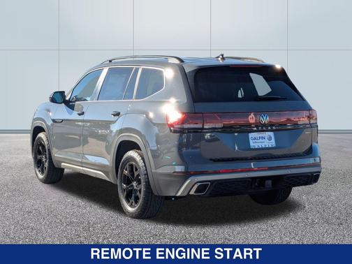 2025 Volkswagen Atlas Peak Edition w/Tech