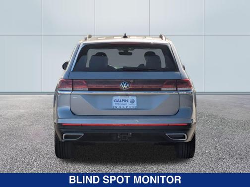 silver mist metallic 2026 Volkswagen Atlas 2.0T SE w/Technology