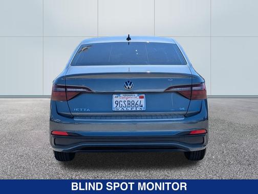 Platinum Gray Metallic 2023 Volkswagen Jetta 1.5T SE