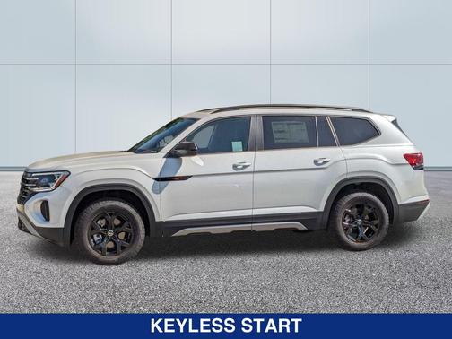 Opal White Pearl 2024 Volkswagen Atlas 2.0T SEL