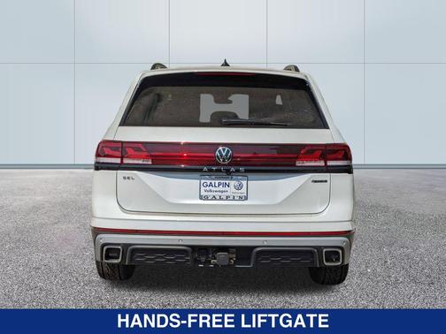 Opal White Pearl 2024 Volkswagen Atlas 2.0T SEL