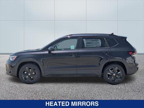 2025 Volkswagen Taos SE Black