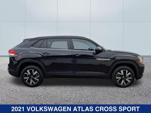 2021 Volkswagen Atlas Cross Sport 2.0T SE