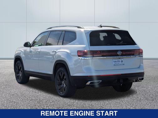 Opal White Pearl 2026 Volkswagen Atlas 2.0T SE w/Technology