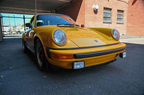 Yellow 1976 Porsche 911