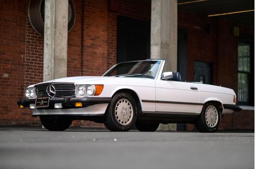 1988 Mercedes-Benz 560 560SL