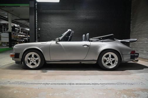 1986 Porsche 911 Cabriolet
