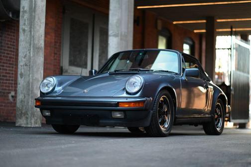 1984 Porsche 911 Cabriolet