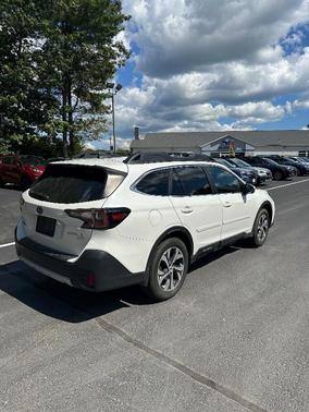2022 Subaru Outback Limited XT