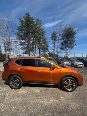 2020 Nissan Rogue SV