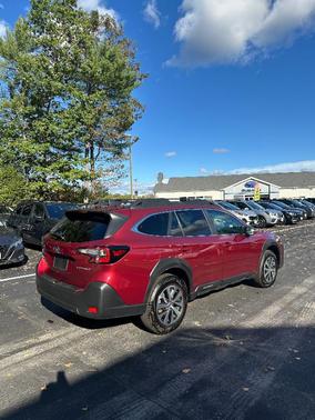 2025 Subaru Outback Premium
