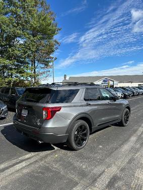 2023 Ford Explorer ST-Line