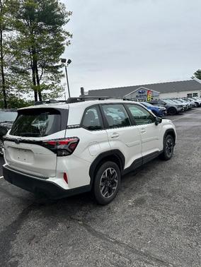 2025 Subaru Forester Base