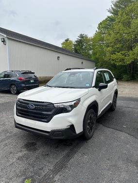 2025 Subaru Forester Base