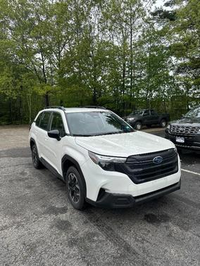 2025 Subaru Forester Base