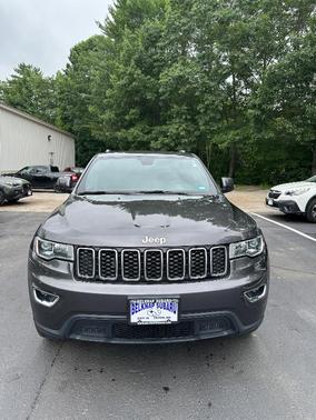 2017 Jeep Grand Cherokee Laredo