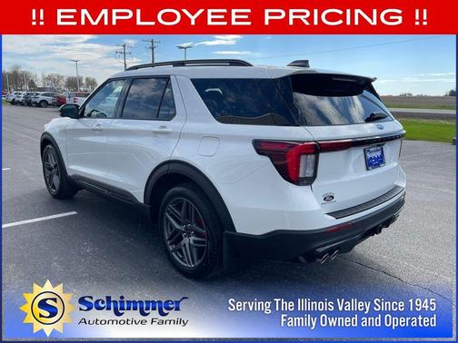 Star White 2026 Ford Explorer ST