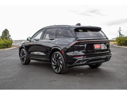 2025 Lincoln Nautilus Reserve