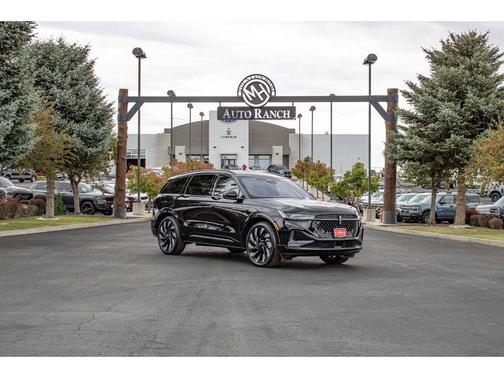 2025 Lincoln Nautilus Reserve