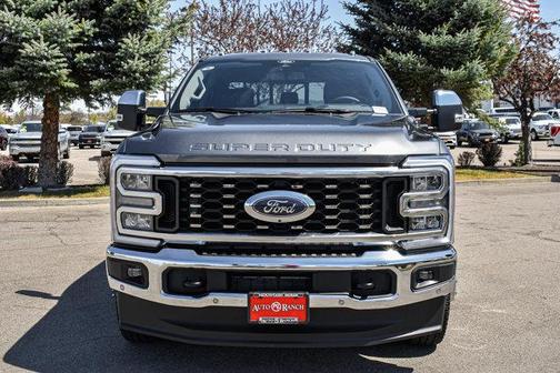 2025 Ford F-350 Lariat Super Duty